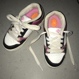 Girls Heelys